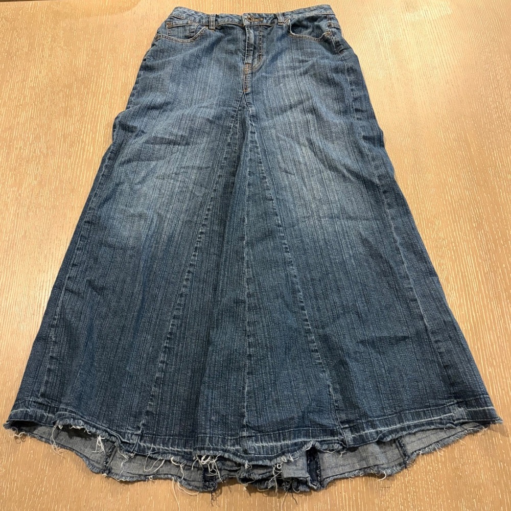 Ana A New Approach Women's Size 6 Denim Maxi Skirt Blue Frayed Hem Y2K